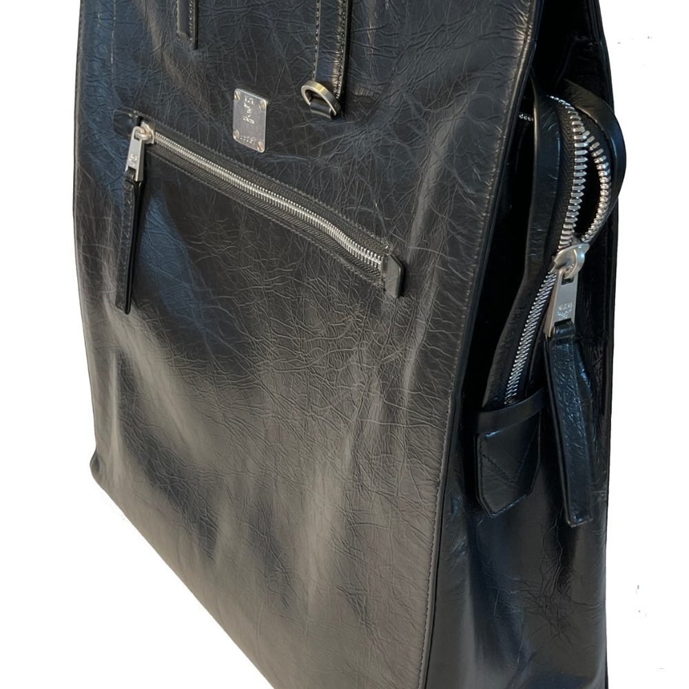 MCM‎ Klassik Tote in Crushed Black Leather - Picture 5 of 10